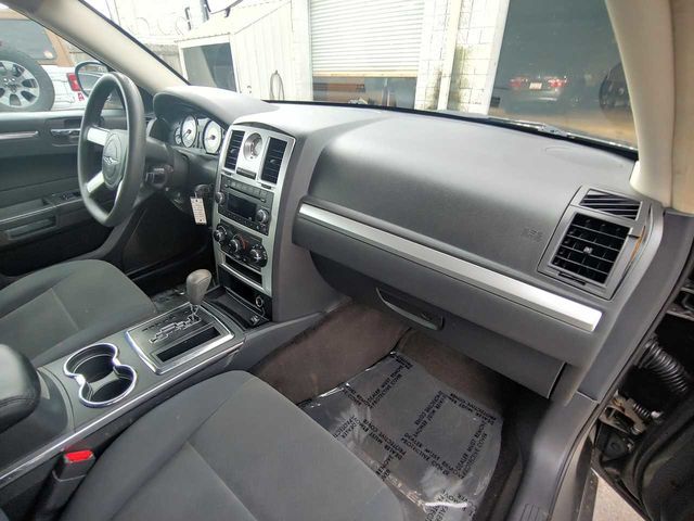 2010 Chrysler 300 Series