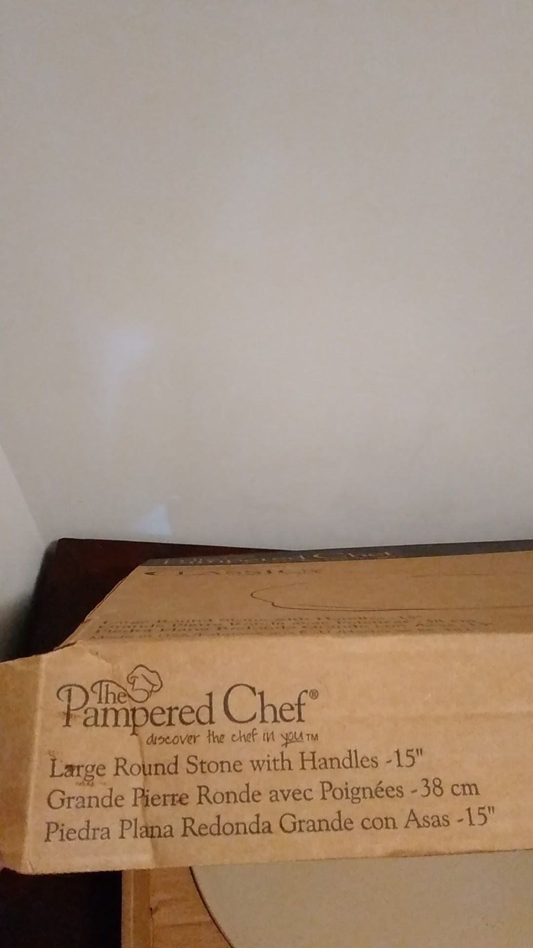 The Pampered Chef Large Round Stone with handles