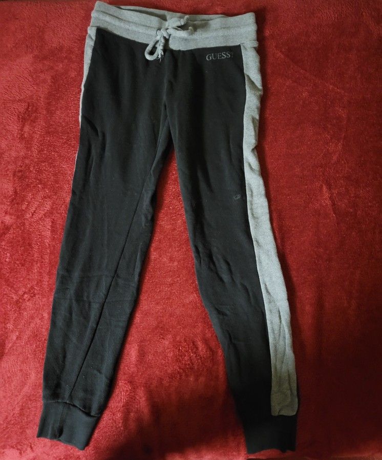 GUESS JOGGERS BLACK AND GRAY SIZE S