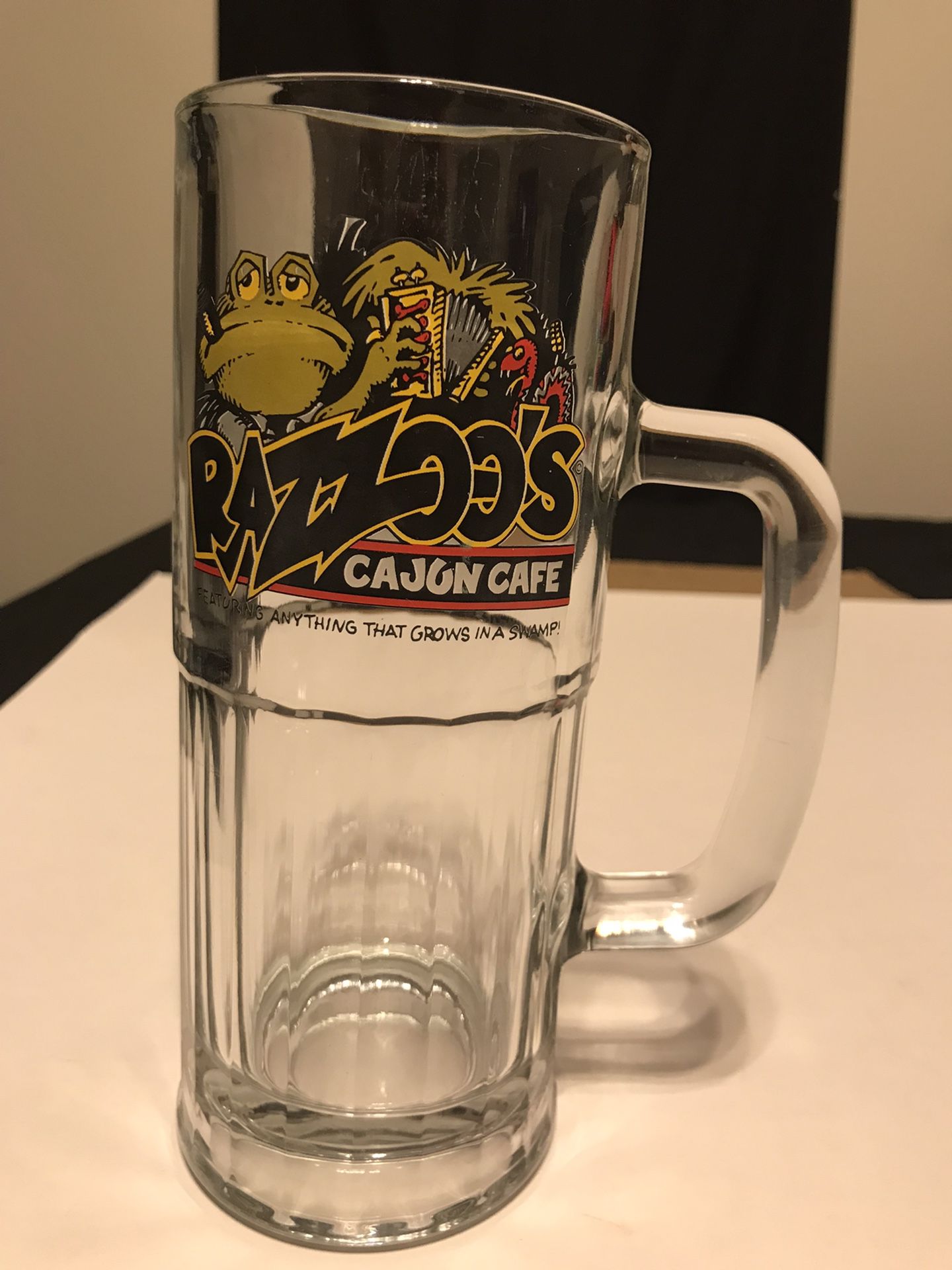 Vintage RAZZOO’S CAJUN CAFE 8” Glass Mug in Excellent Condition