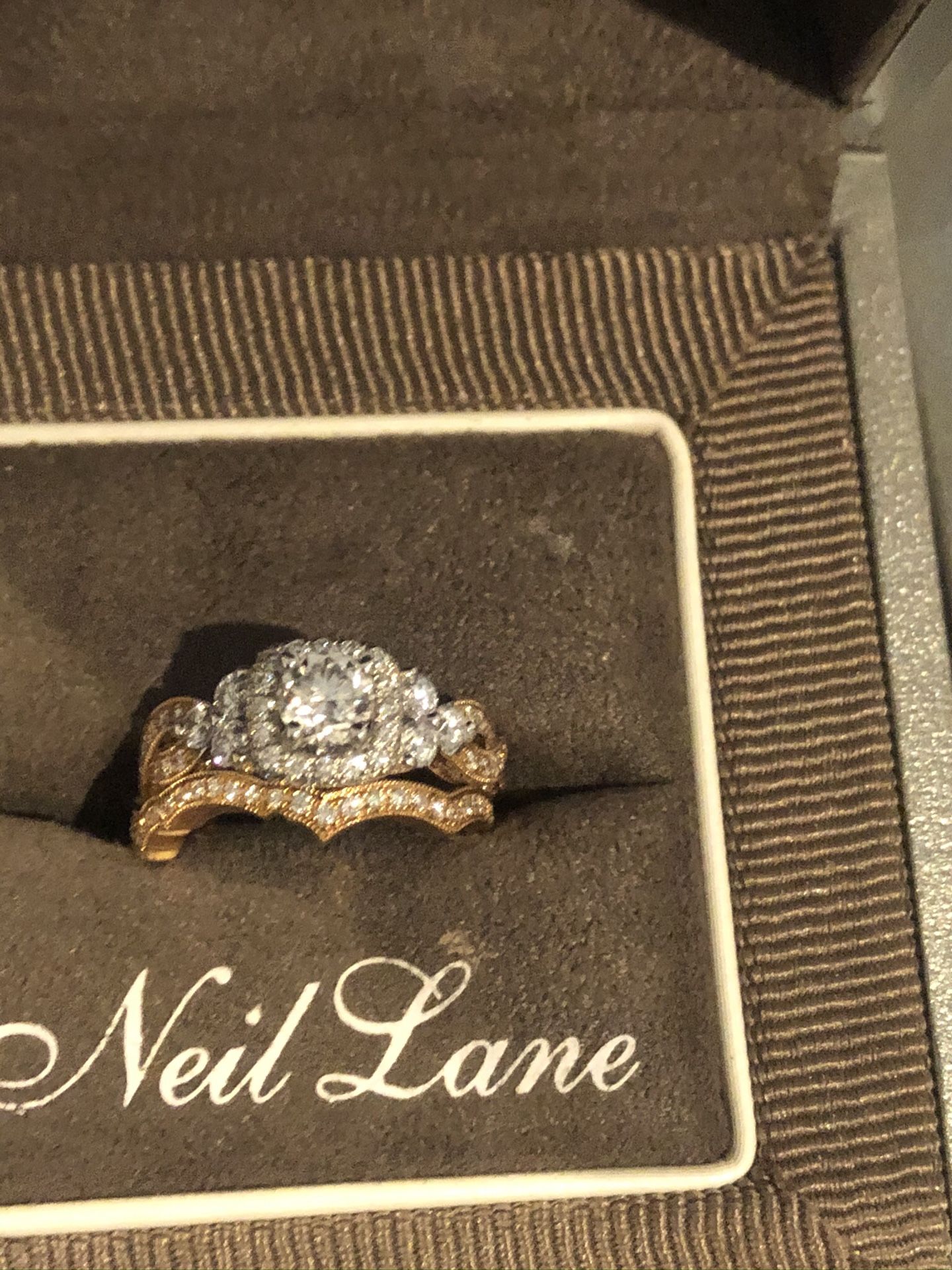 Neil Lane 14 Karat Engagement Ring With Wedding Band Size 6.5