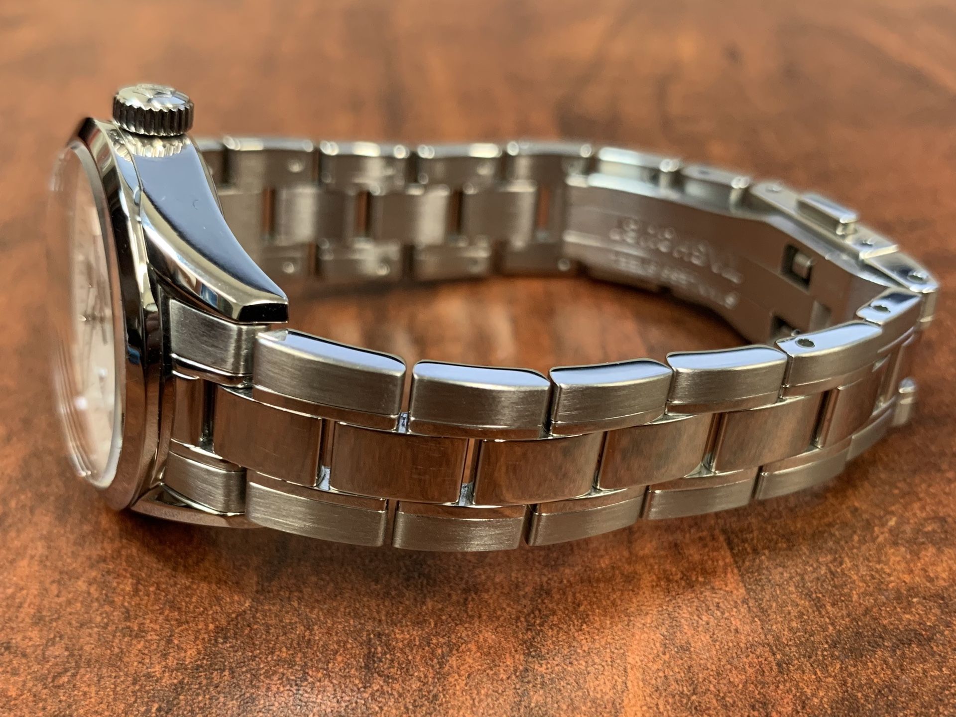 Tag Heuer Carrera S/S Quartz Ladies Watch WV1415 for Sale in Dallas, TX - OfferUp