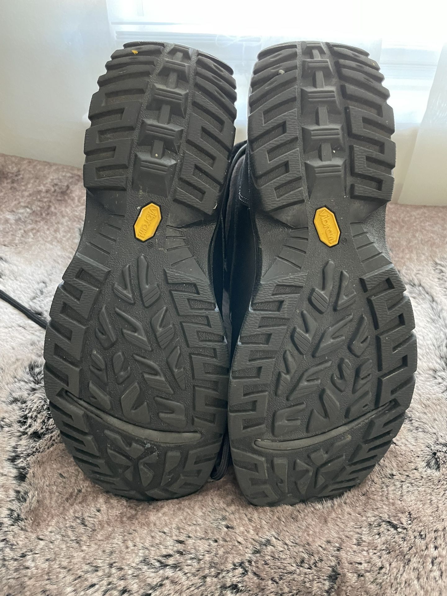 UGG -Black Boots