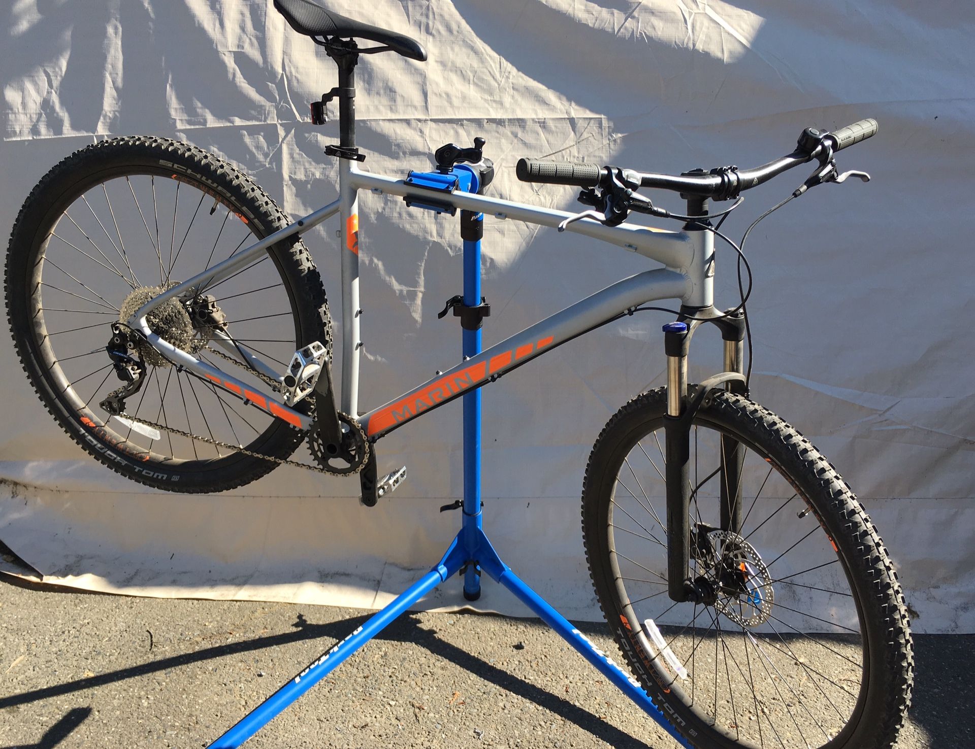 marin rock spring base 29 hardtail bike 2019