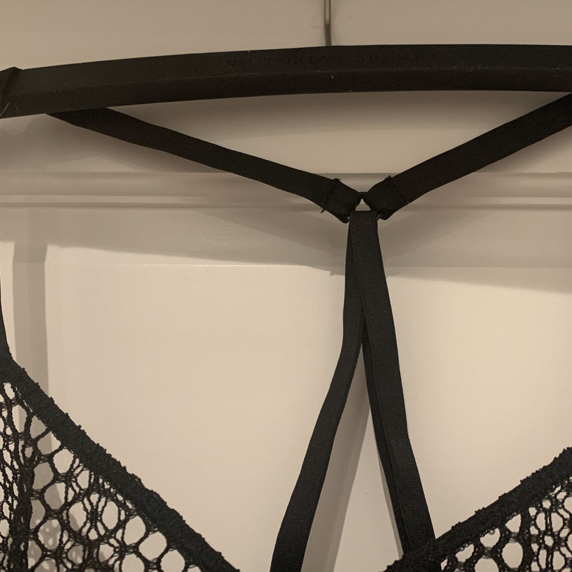 Victoria’s Secret Fishnet Crop Top Size Small