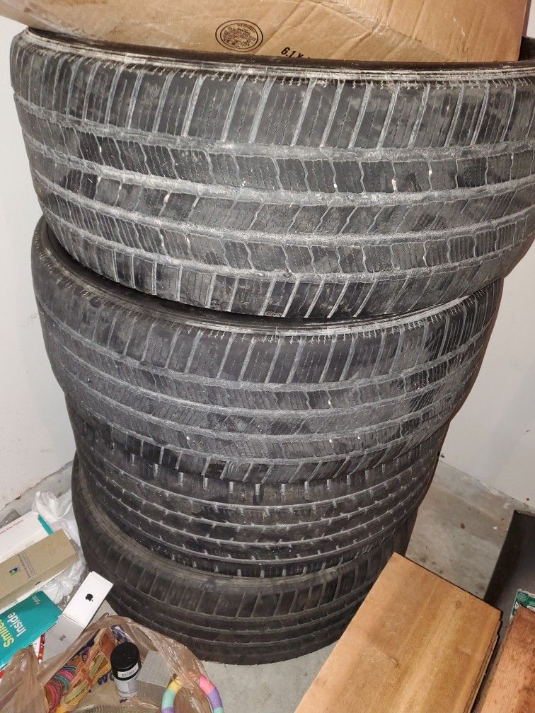 Michelin 22"