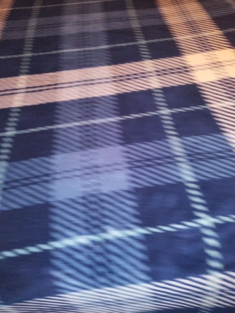 Awesome Looking Blue Plaid Blanket/Throw ( Will Fit Queen- King Size Bed