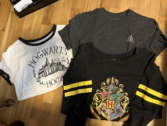 Lots of Harry Potter Merch and Collectibles  Thumbnail