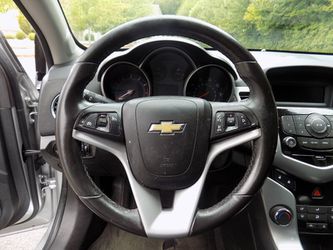 2013 Chevrolet Cruze 1LT Auto Thumbnail