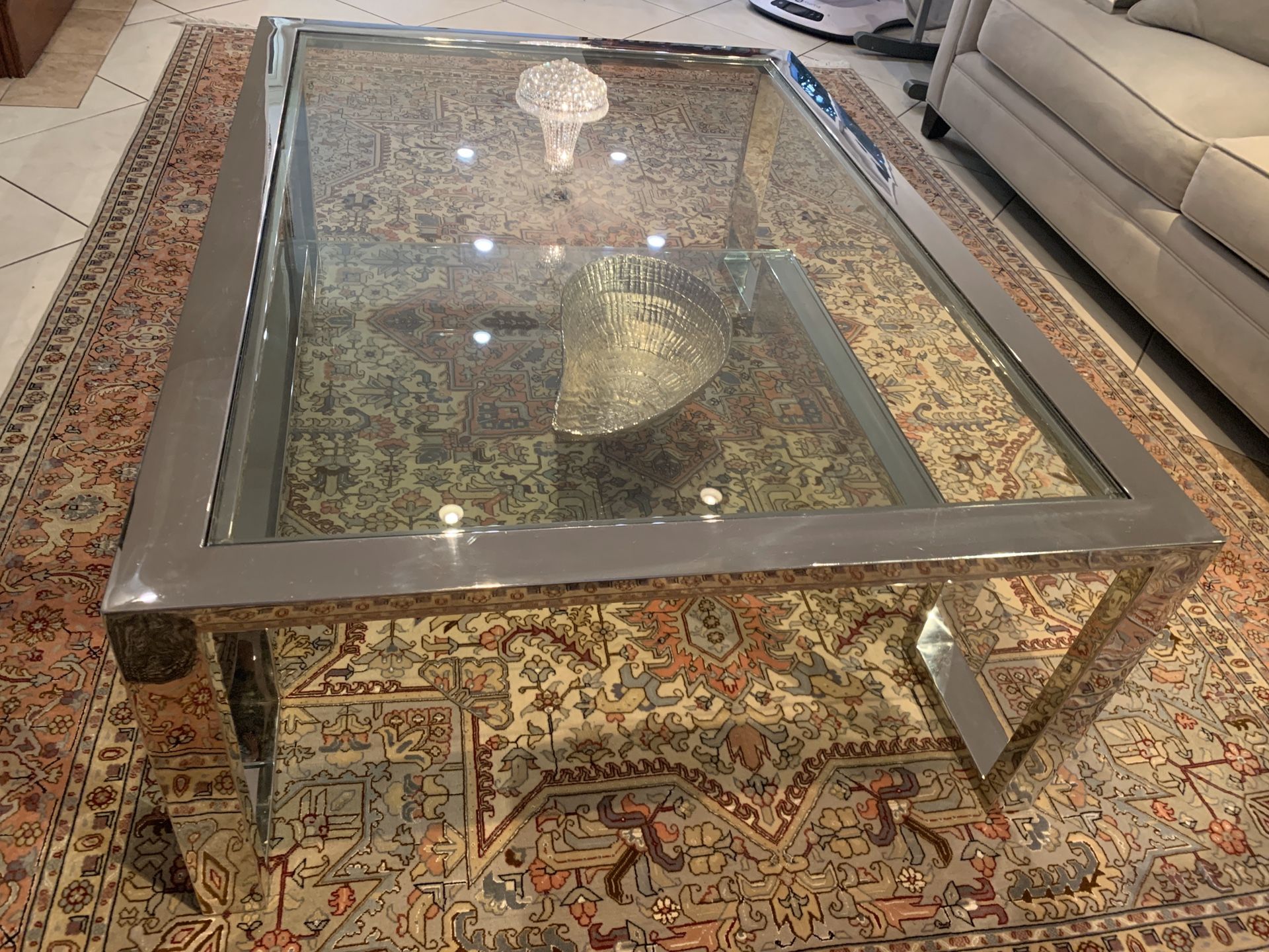 Z Gallerie Duplicity coffee table for sale in very good condition for