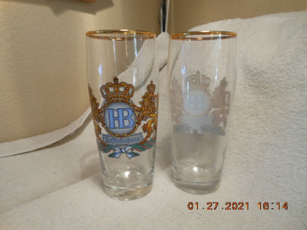 2 New RARE Hofbrauhouse Munchen Beer Glasses w/Lion Crest – 0.5 l