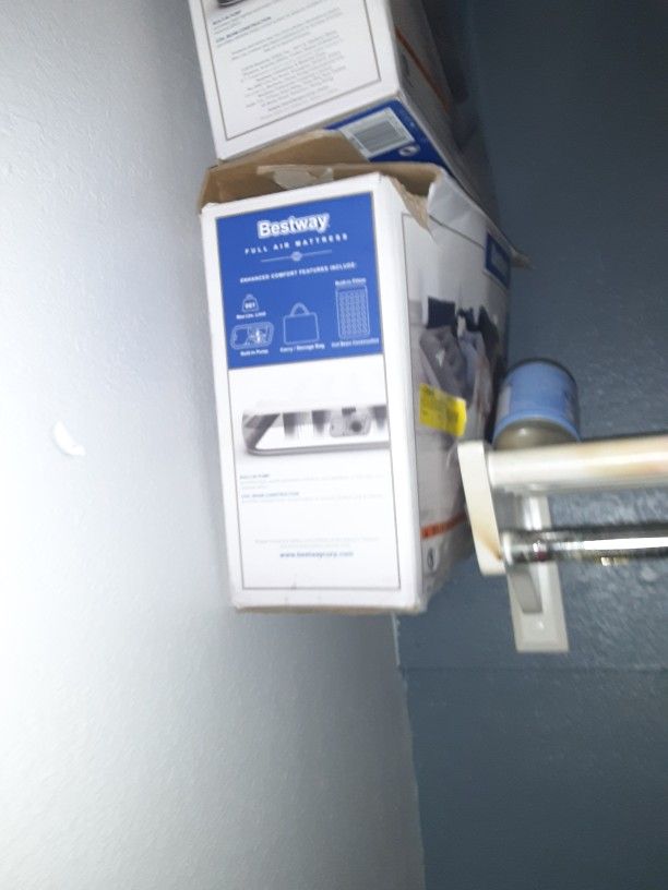 2air Mattresses With Pump Batteries