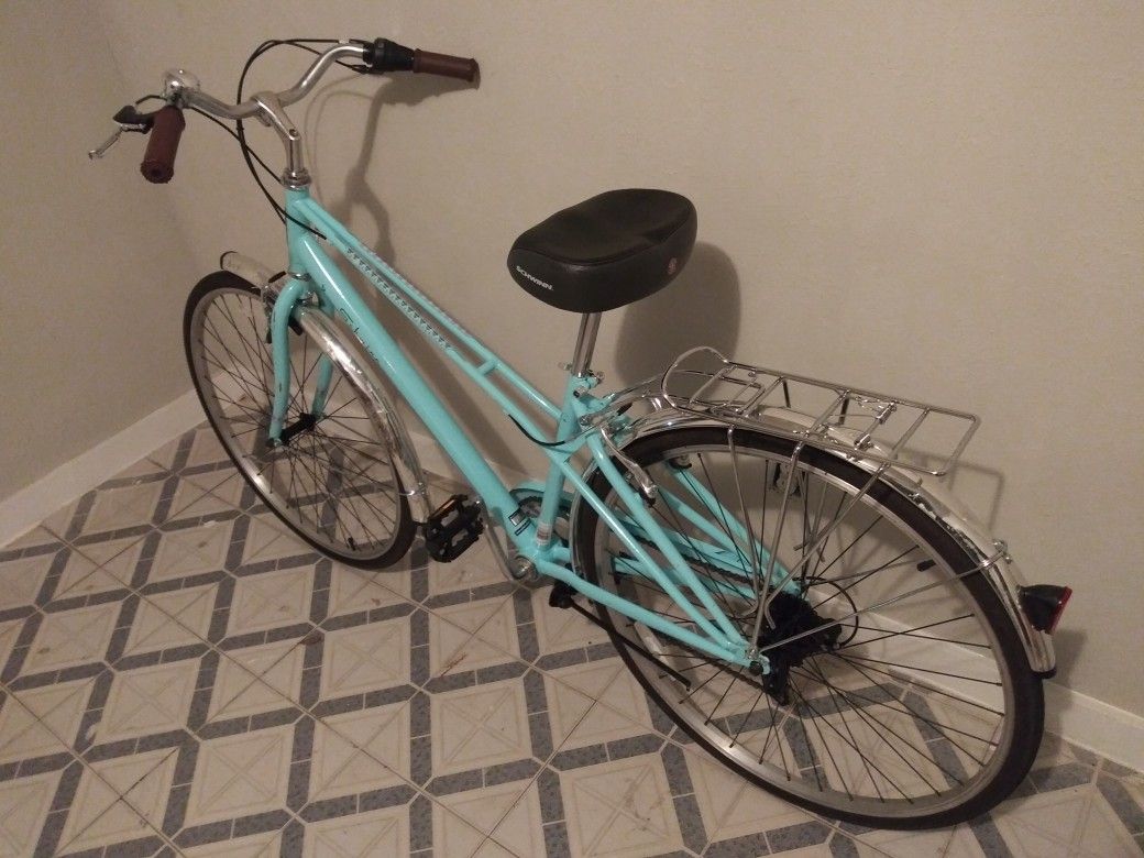 schwinn admiral women's hybrid bike