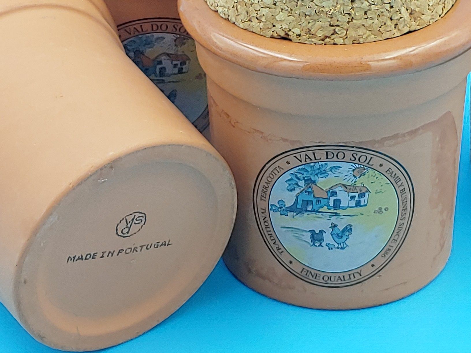Val Do Sol Fine Quality Terracotta Crock Spice Jar w/cork lids