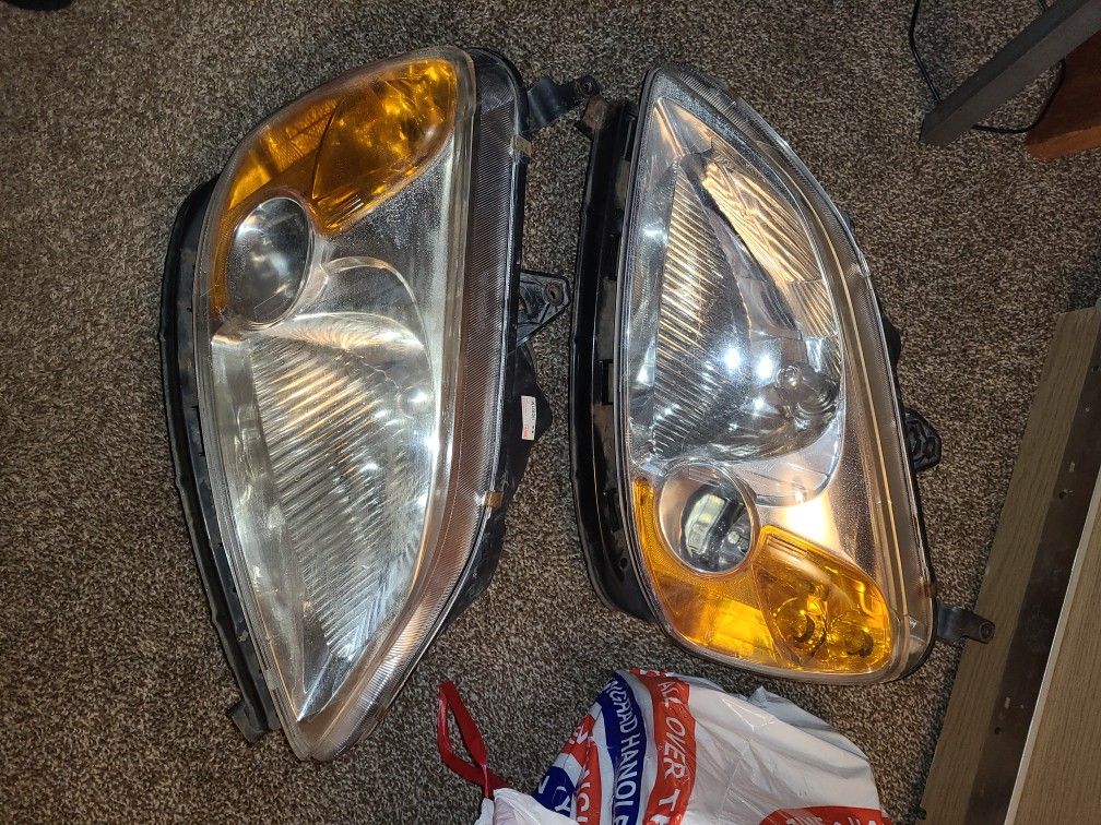 02 Honda Civic Headlights(work Great)