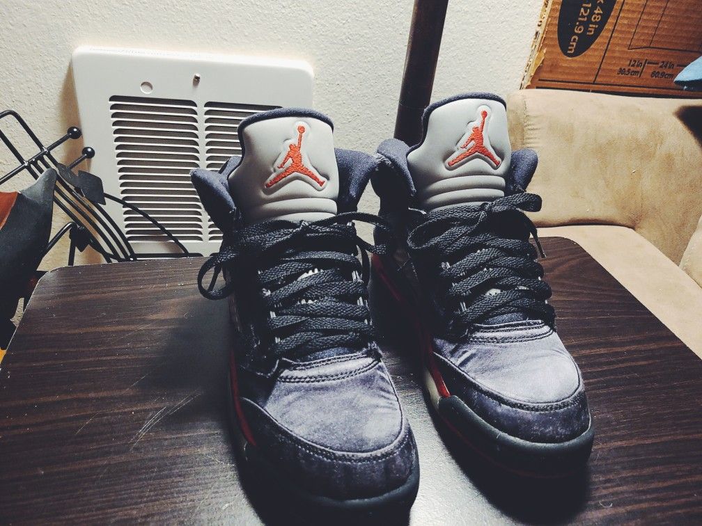 Satin bred