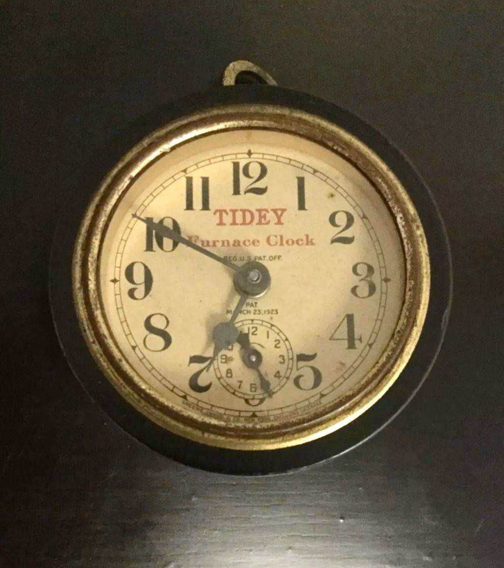 vintage tidey furnace clock