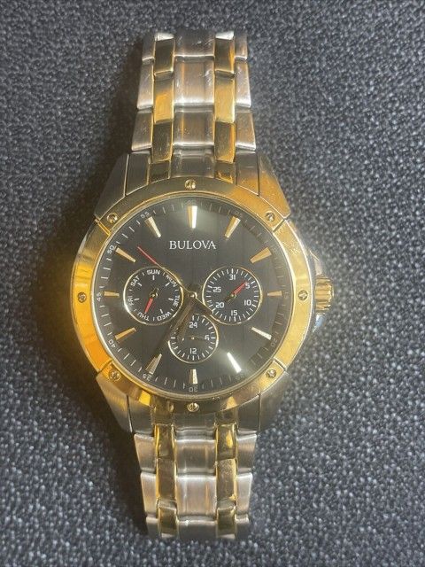 Bulova Men's Classic Collection Watch 98C120 MSRP $395
