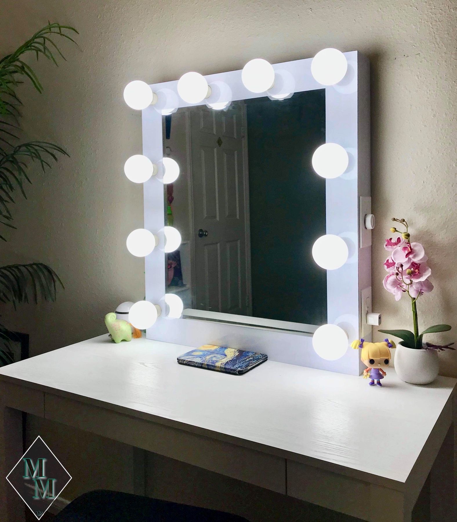 MAKE UP Vanity Mirrors Brand New JUST MIRRORS WITH DIMMABLE BULBS AND