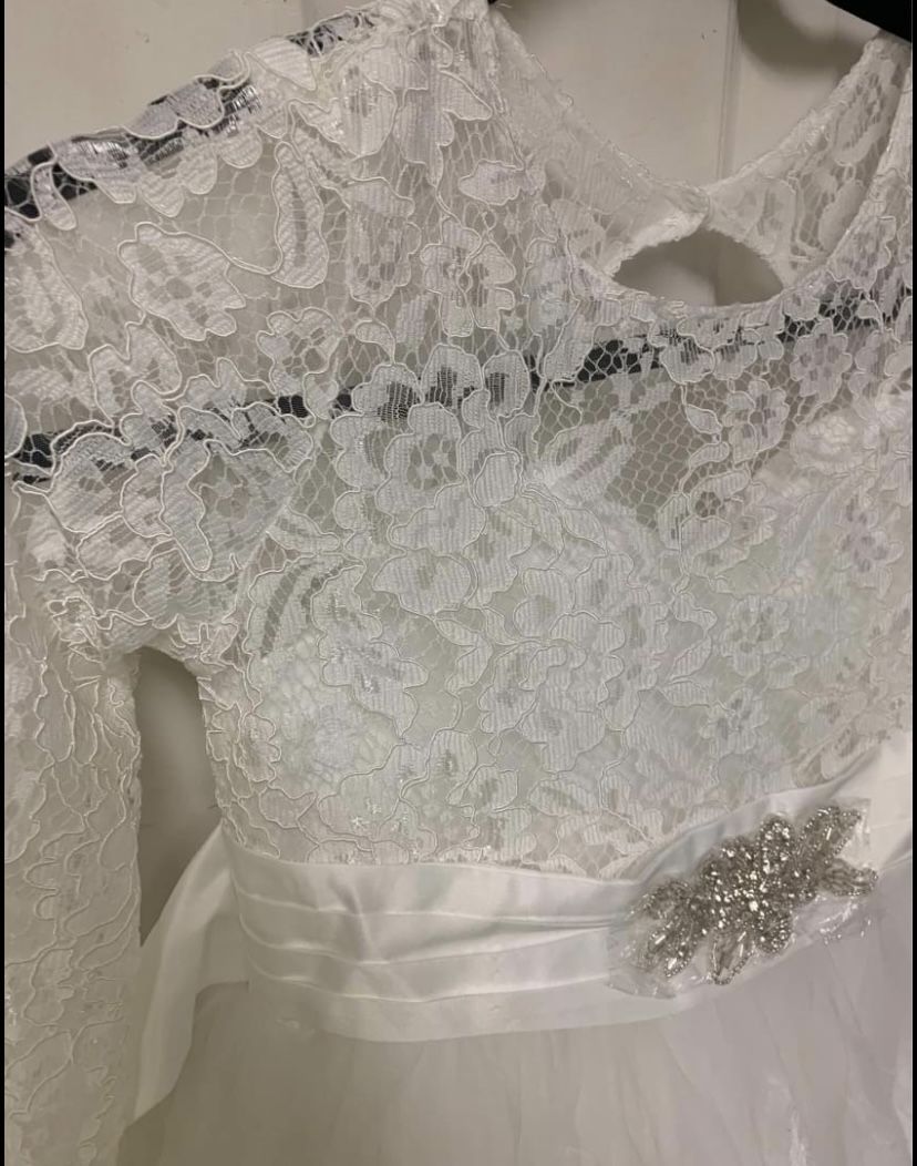New White Wedding /Pageant Dress With Sequins In Middle / Lace Sleeves Size Youth 12/14