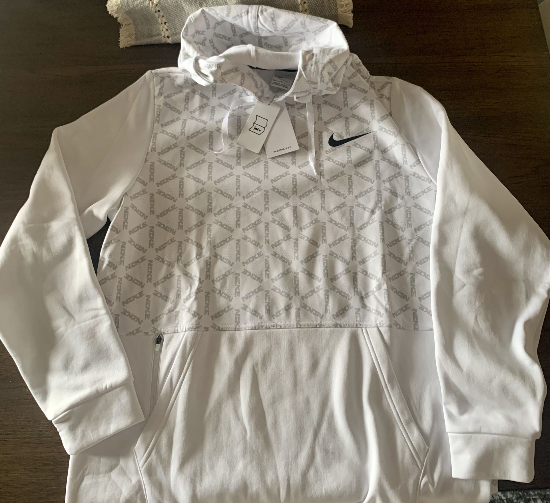 Nike Therma Men’s Hoodie - New With Tags!