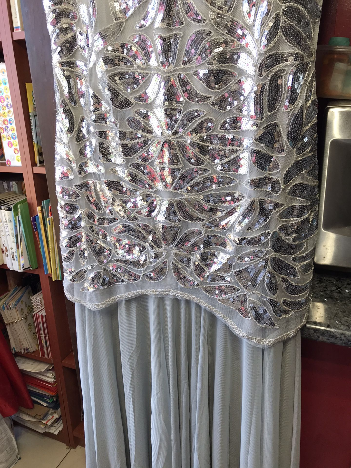 Beautiful NEW Long Silver sequins And Mesh Evening Party Prom Wedding Cruise Dress