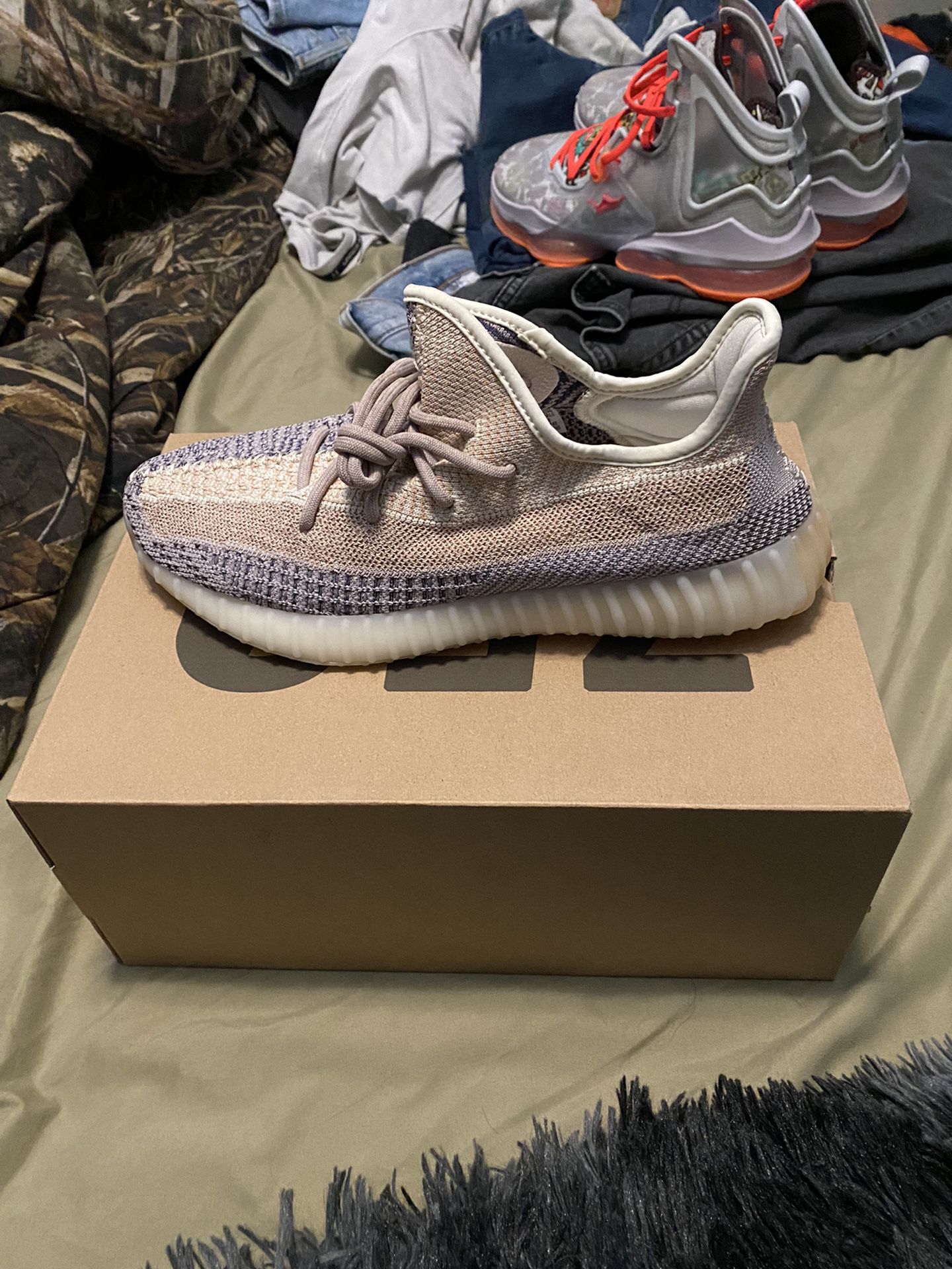 Yeezys 350 V2 Ash Pearl Brand New Size 11 $240
