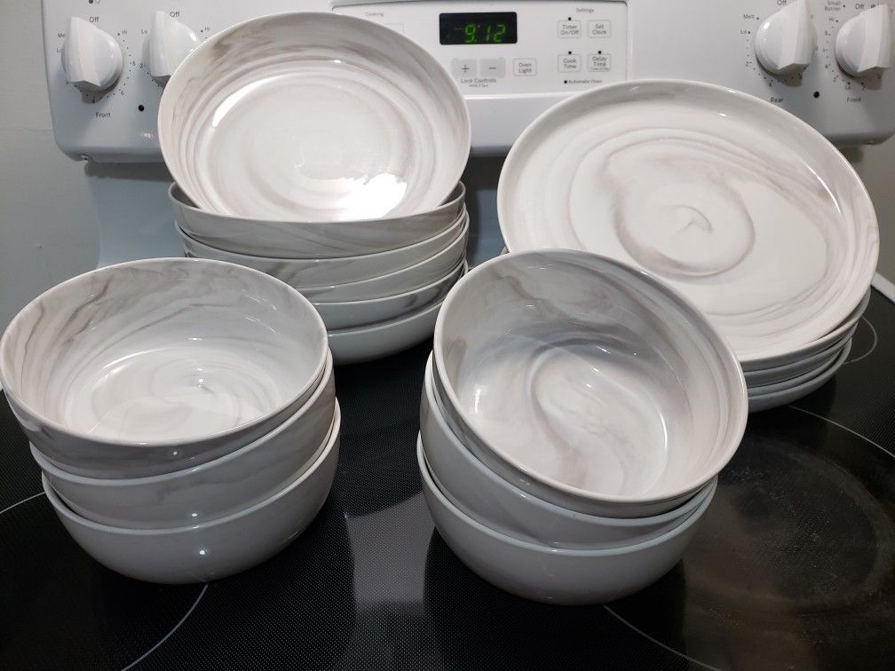 White Gray Dishes
