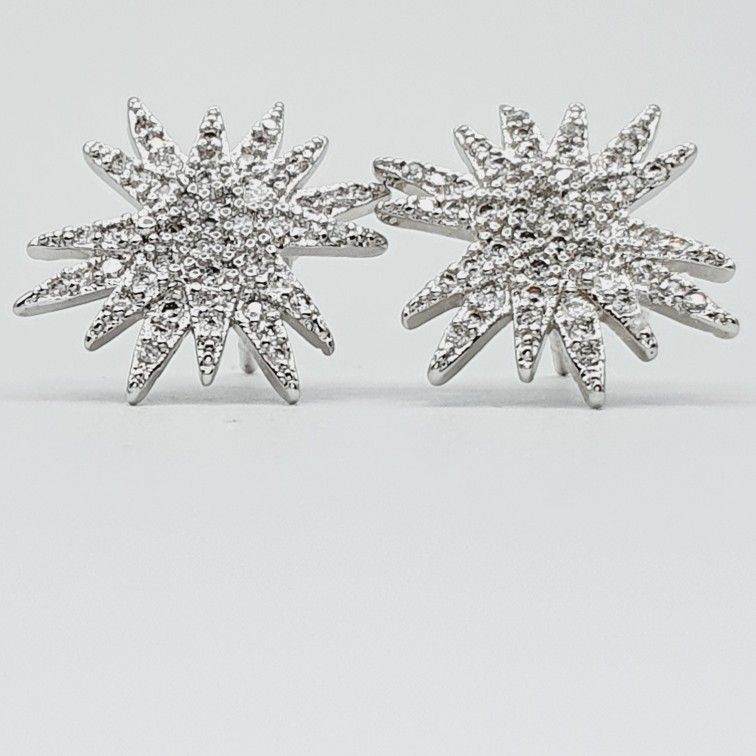 "Glitter Irregular Star Full Diamonds Zircon Stud Earrings for Women, L600