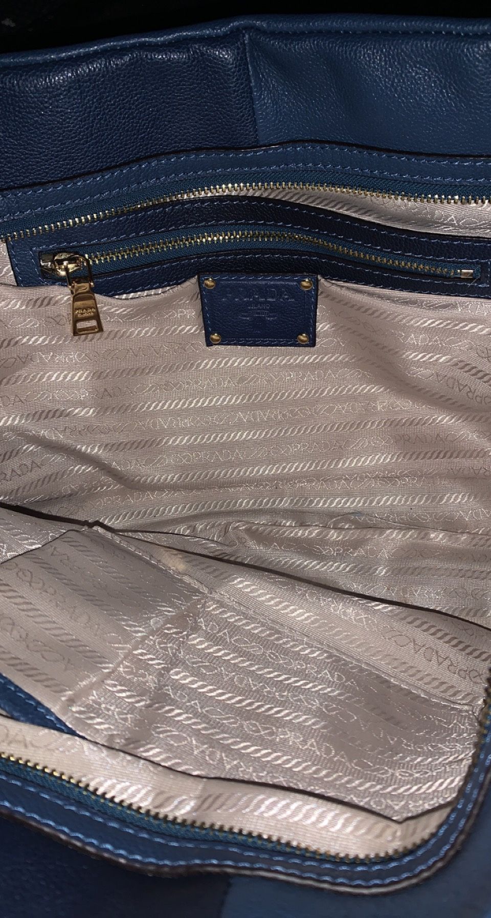 Blue Prada Milano Dal 1913