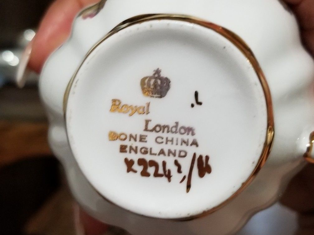 Antique bone China tea cup lot