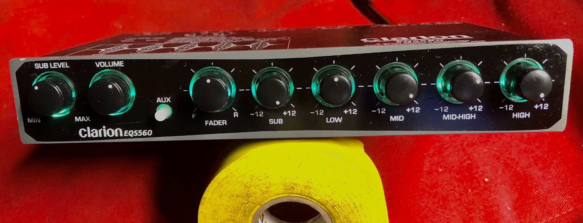 Clarion Equalizer With Aux