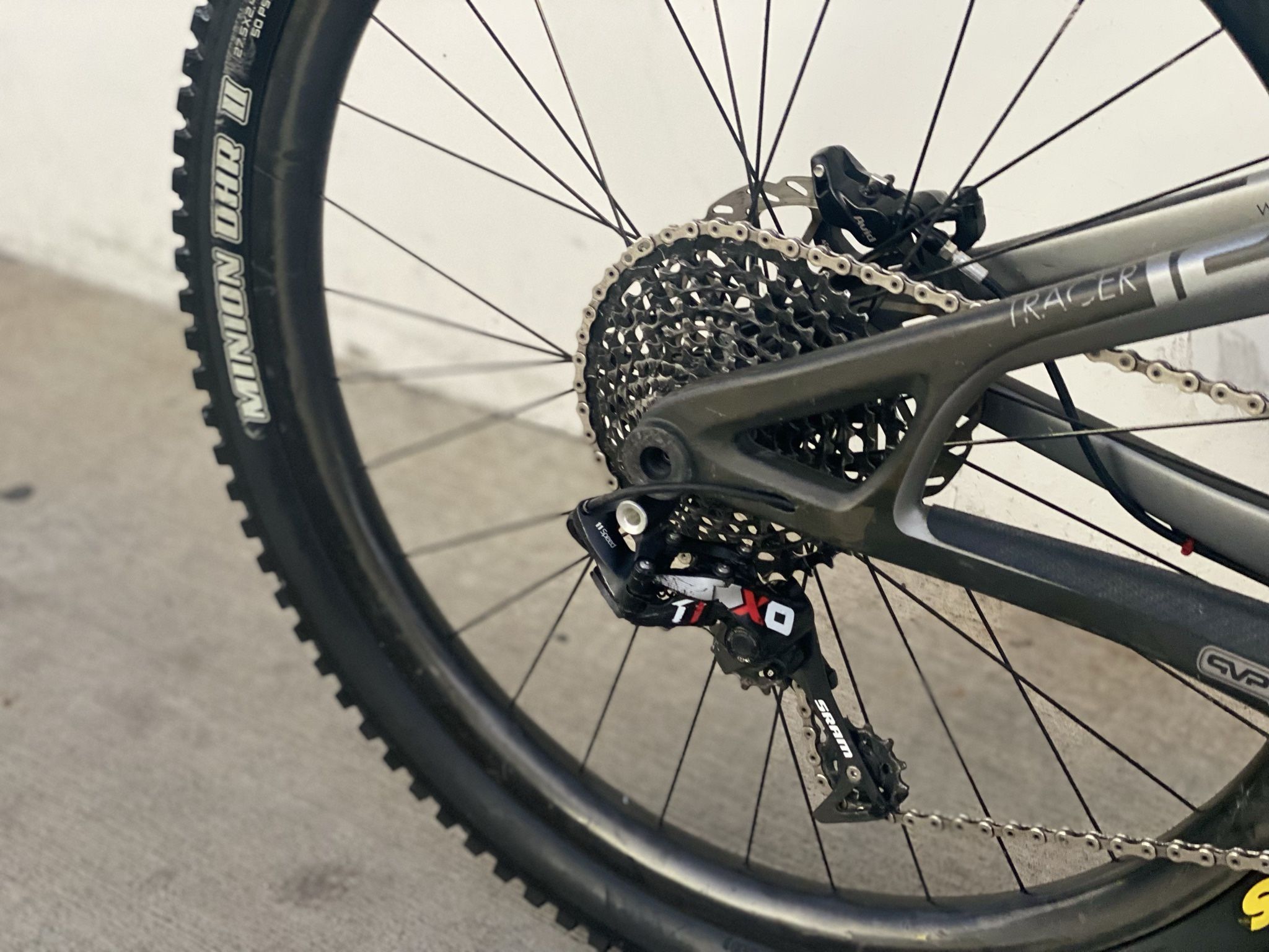 Intense Tracer T275 PRO (CARBON FRAME and WHEELS). SRAM XO 1*11 Speed. Carbon ENVE Wheelset 27.5. M-size.