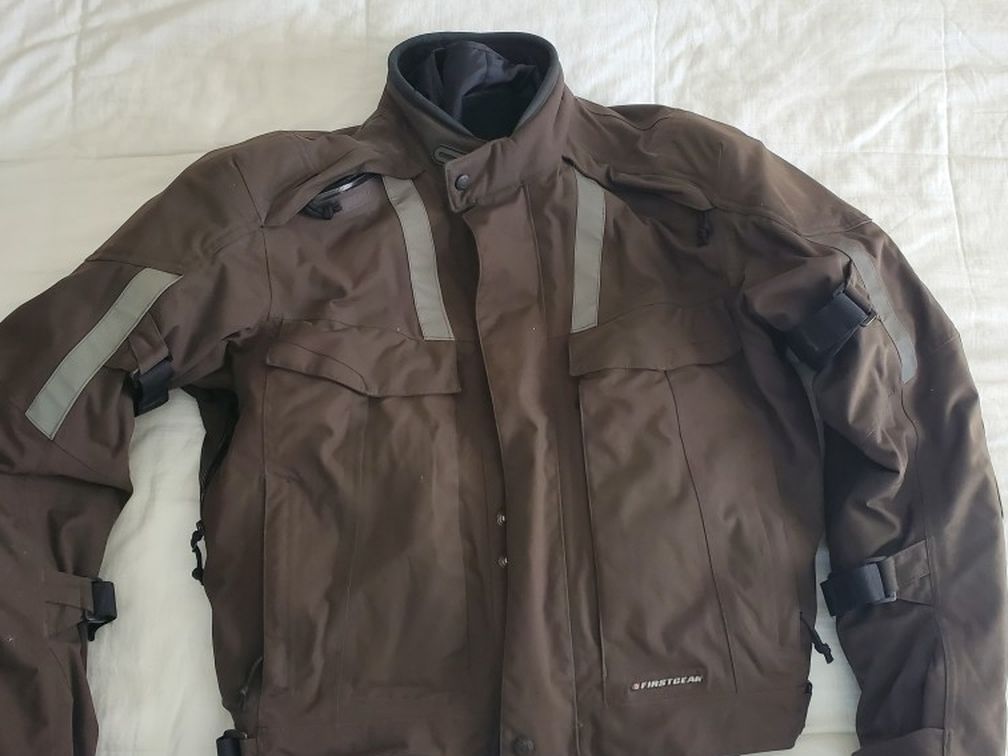 Large Men's First Gear Motorcycle Jacket w/liner