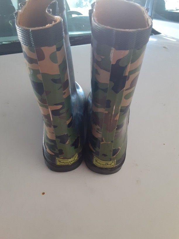Boys Size 4 Army Rainboots $4 Boots Costume Rain In Huntington Beach 🏖️