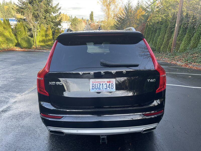 2019 Volvo XC90 T6 Momentum