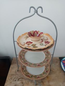 3 Tier Metal  Treat Rack With 3 Plates Plus They Extra Top Plate With Salsa Bowl Thumbnail