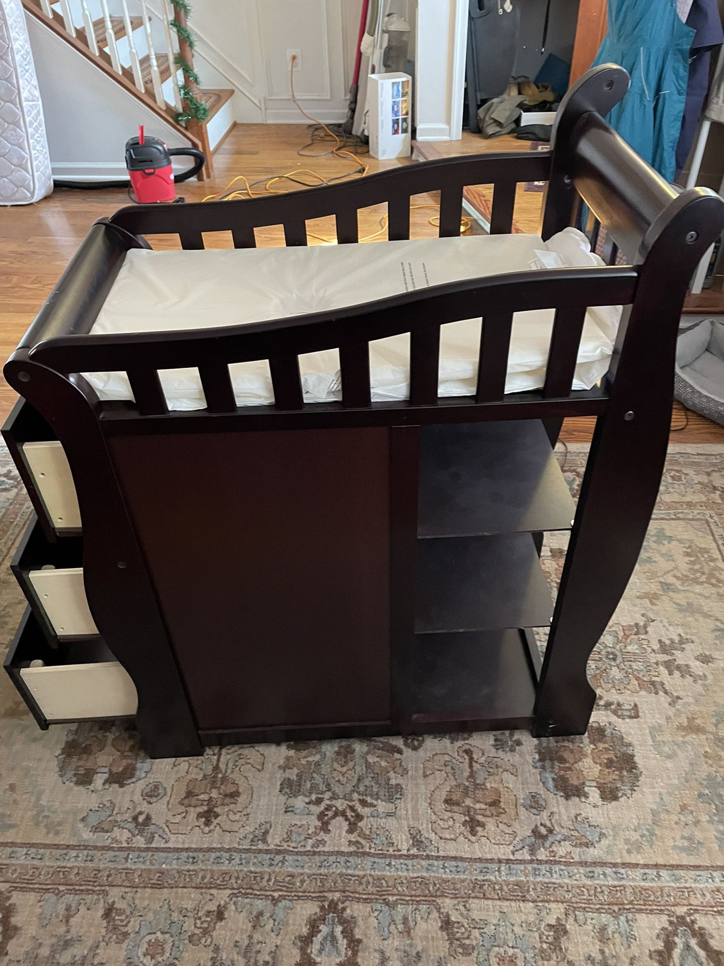  -Convertible crib and changing table to  bed