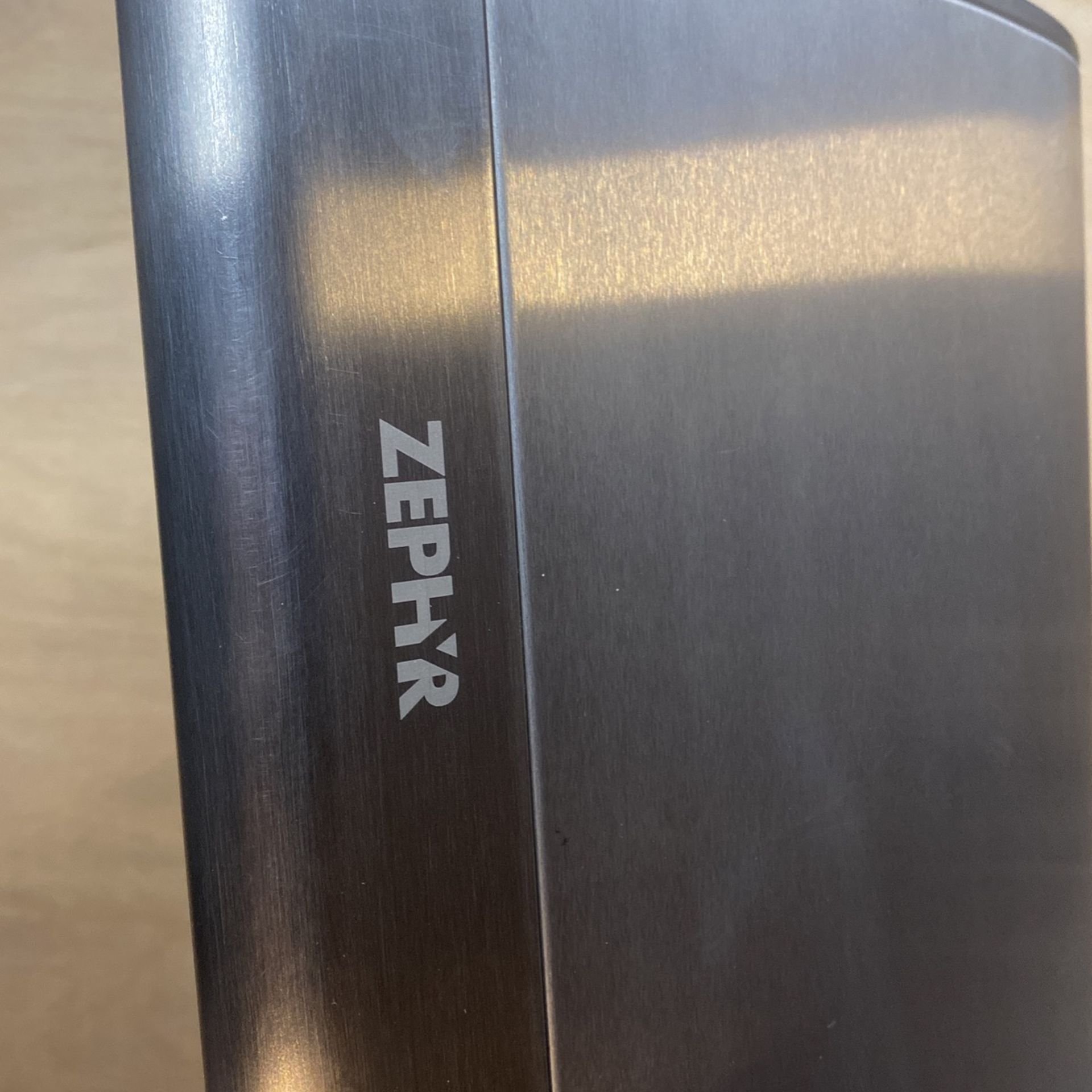 Zephyr Hood