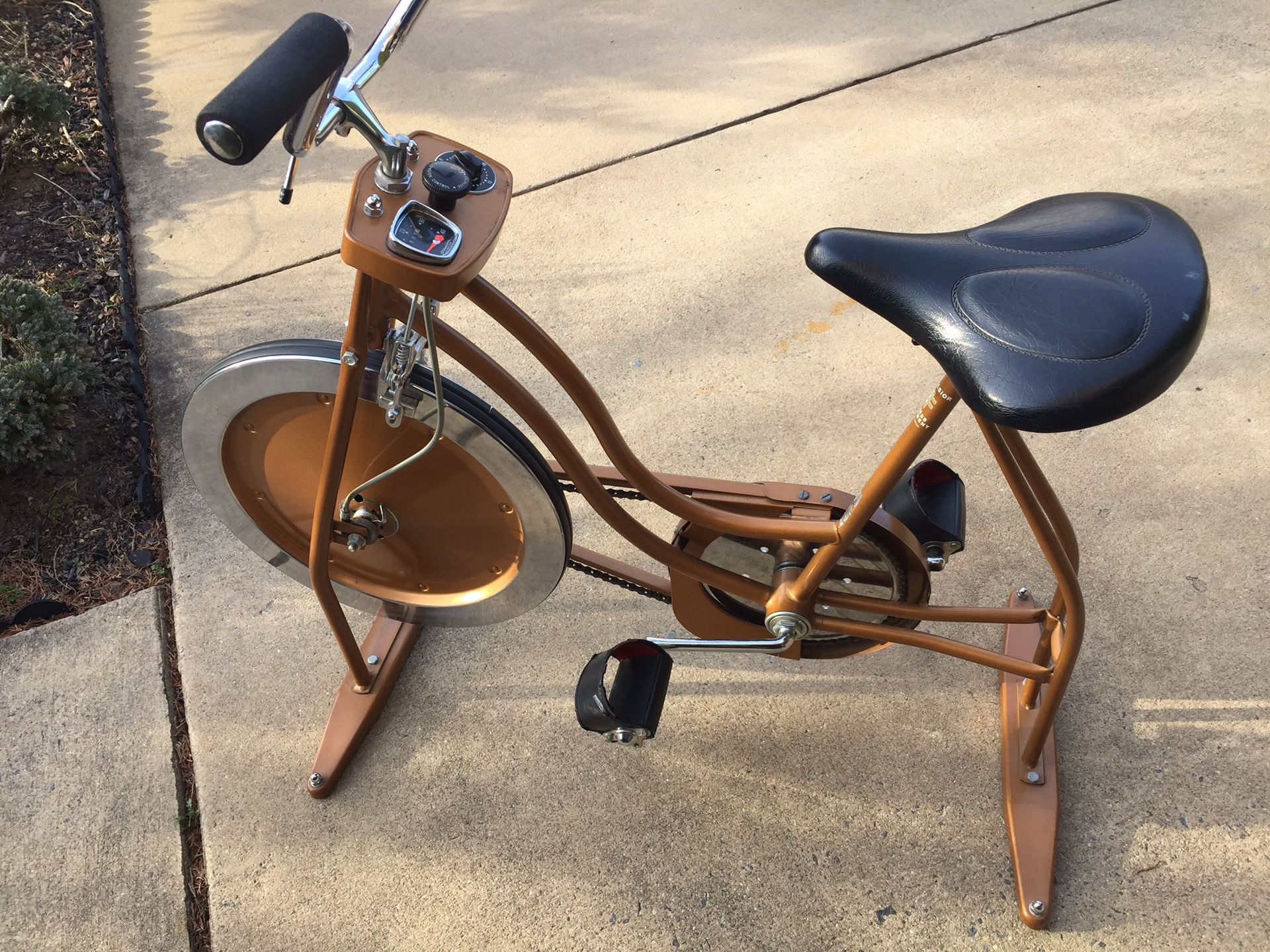 Vintage Schwinn Exercise Bike XR7 for Sale in Leesburg, VA OfferUp
