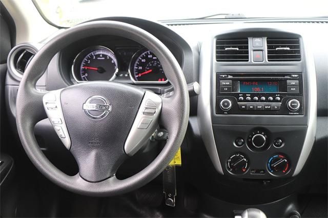 2017 Nissan Versa Sedan