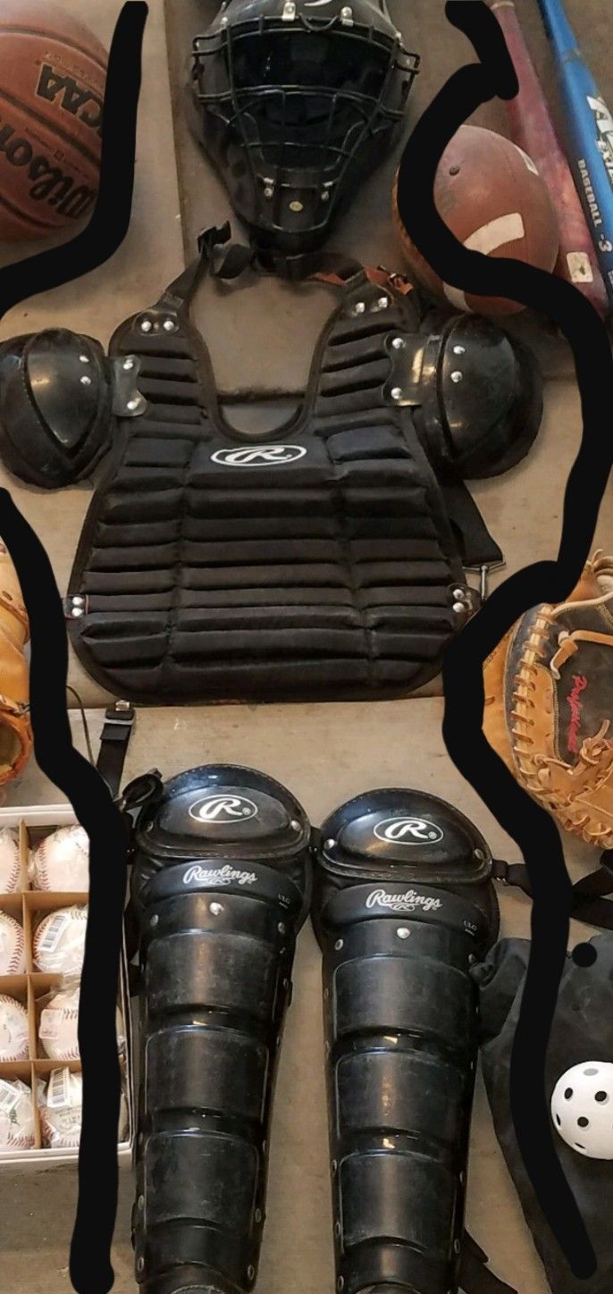 RAWLINGS LITTLE LEAGUE CATCHERS GEAR for Sale in Queen Creek, AZ OfferUp