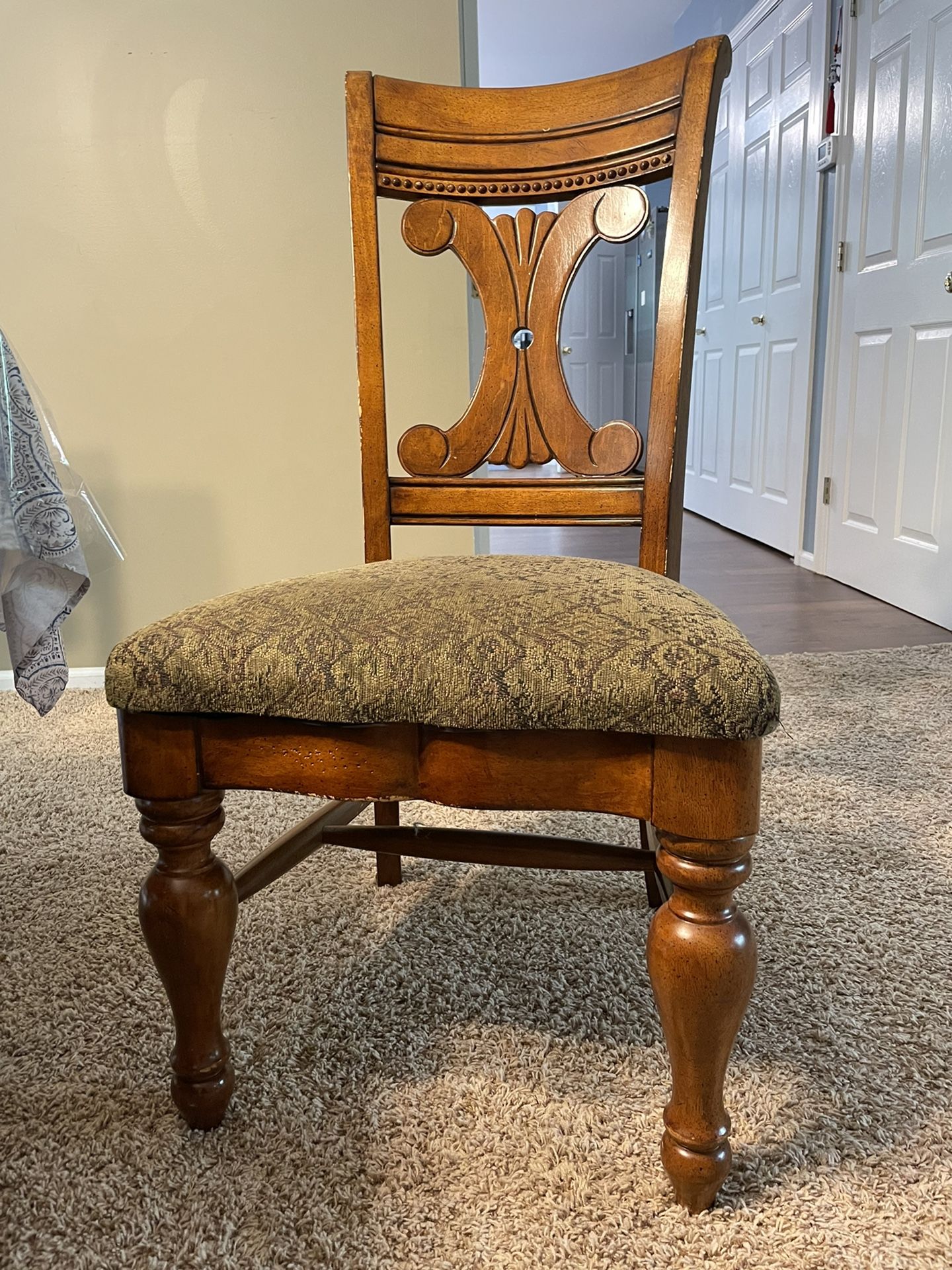 Solid Woods Dining Table