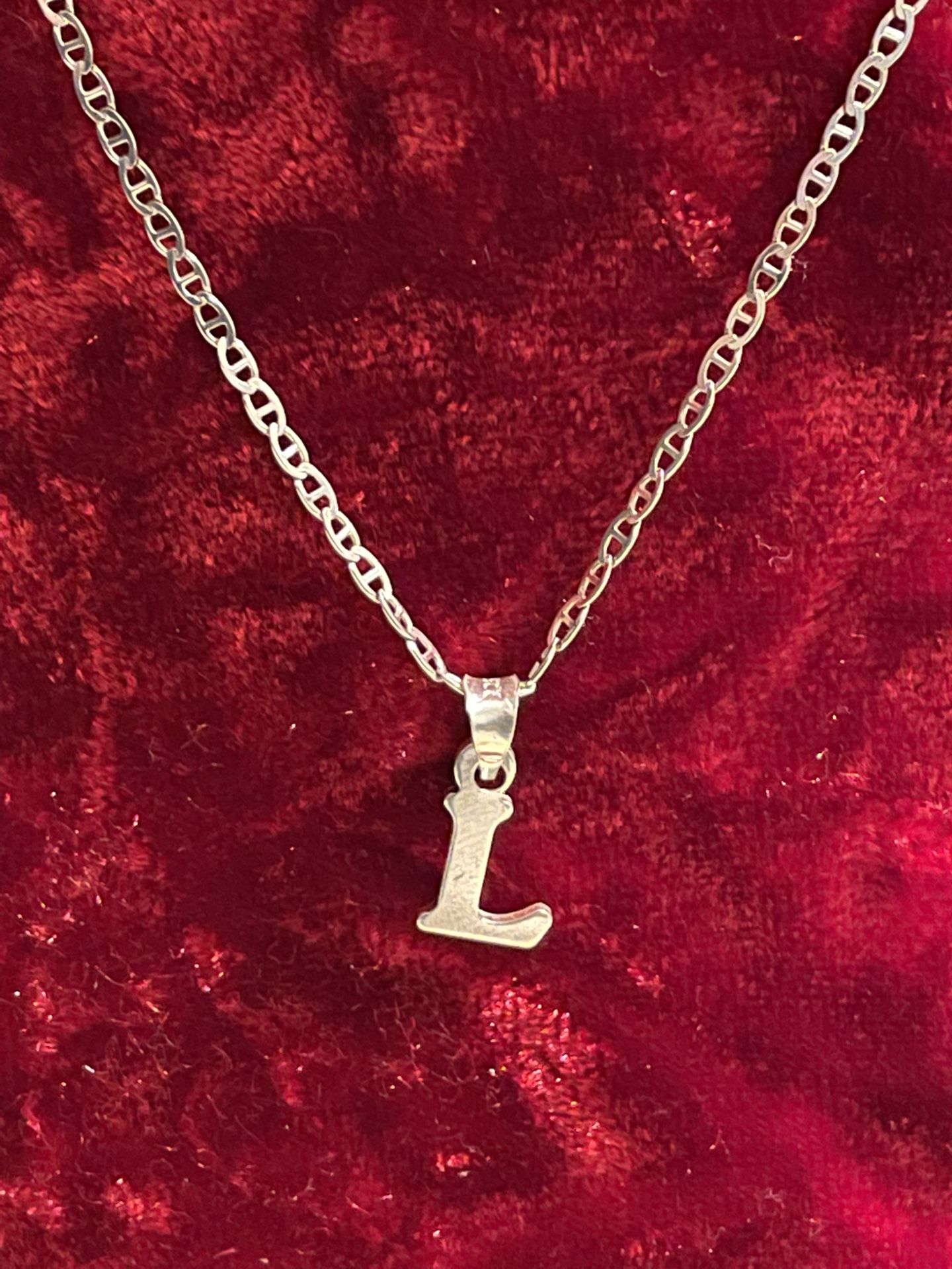 925 NEW SILVER Necklace With  L Pendant 
