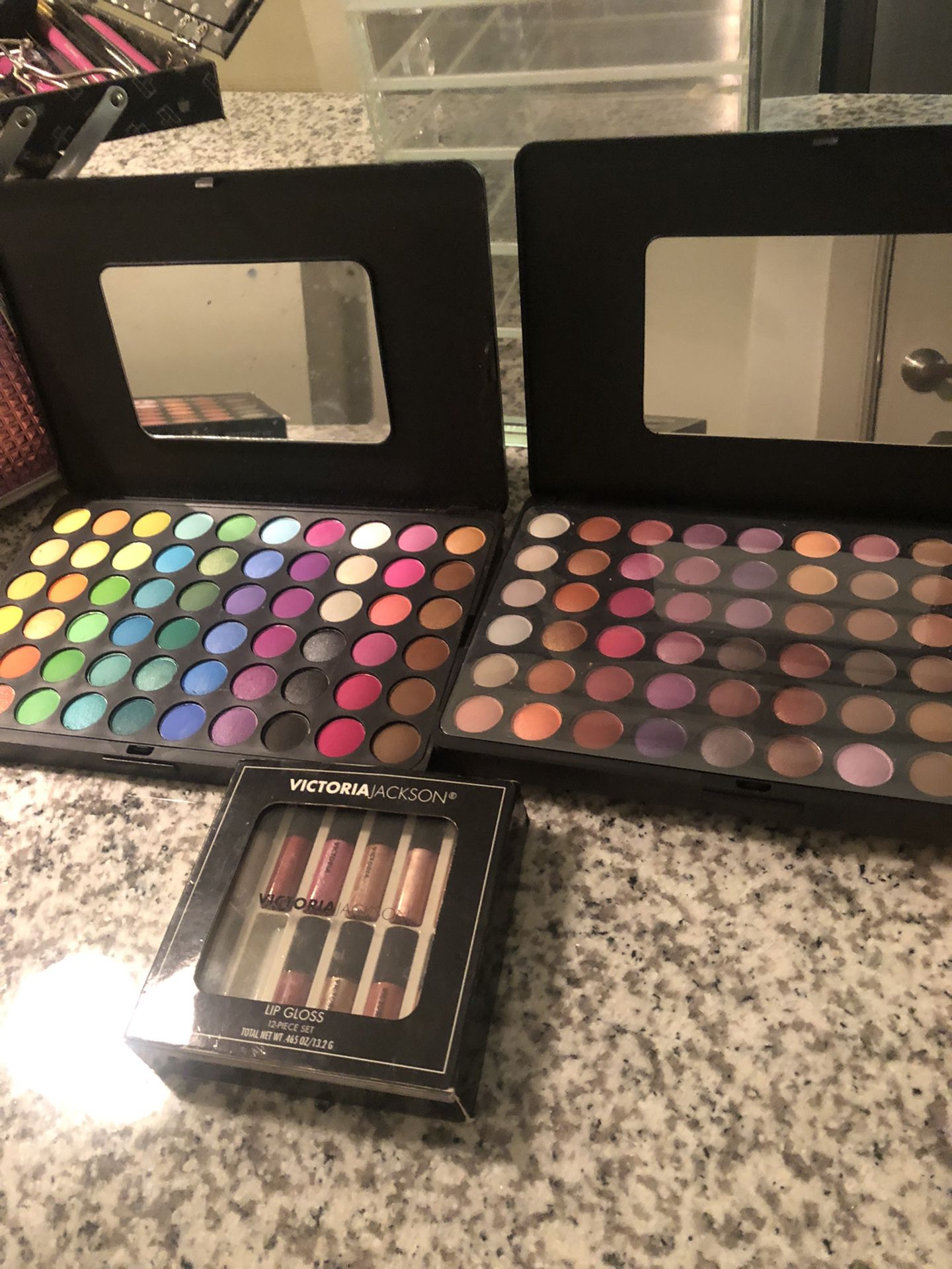 Make Up Box With Free Eyeshadow Pallets, Brushes And More! 