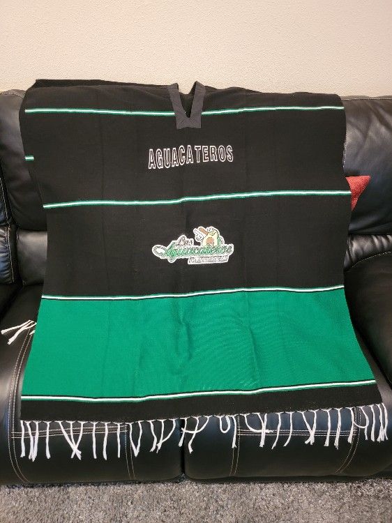 Mens Mexican Gavan / Poncho