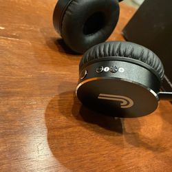 Bluetooth Headphones New In Box Thumbnail