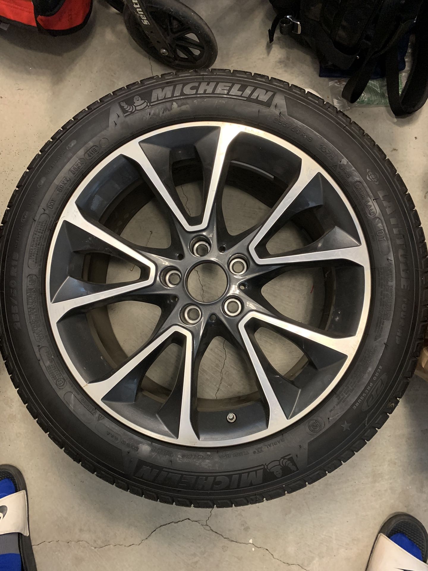 2018 X5 Rim And Tire (Like New)
