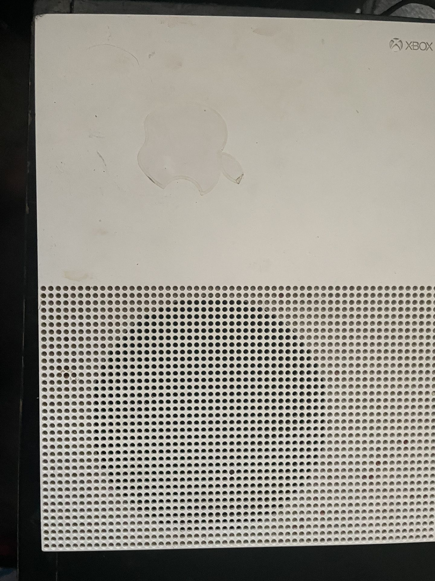 Used xbox one s (no problems)