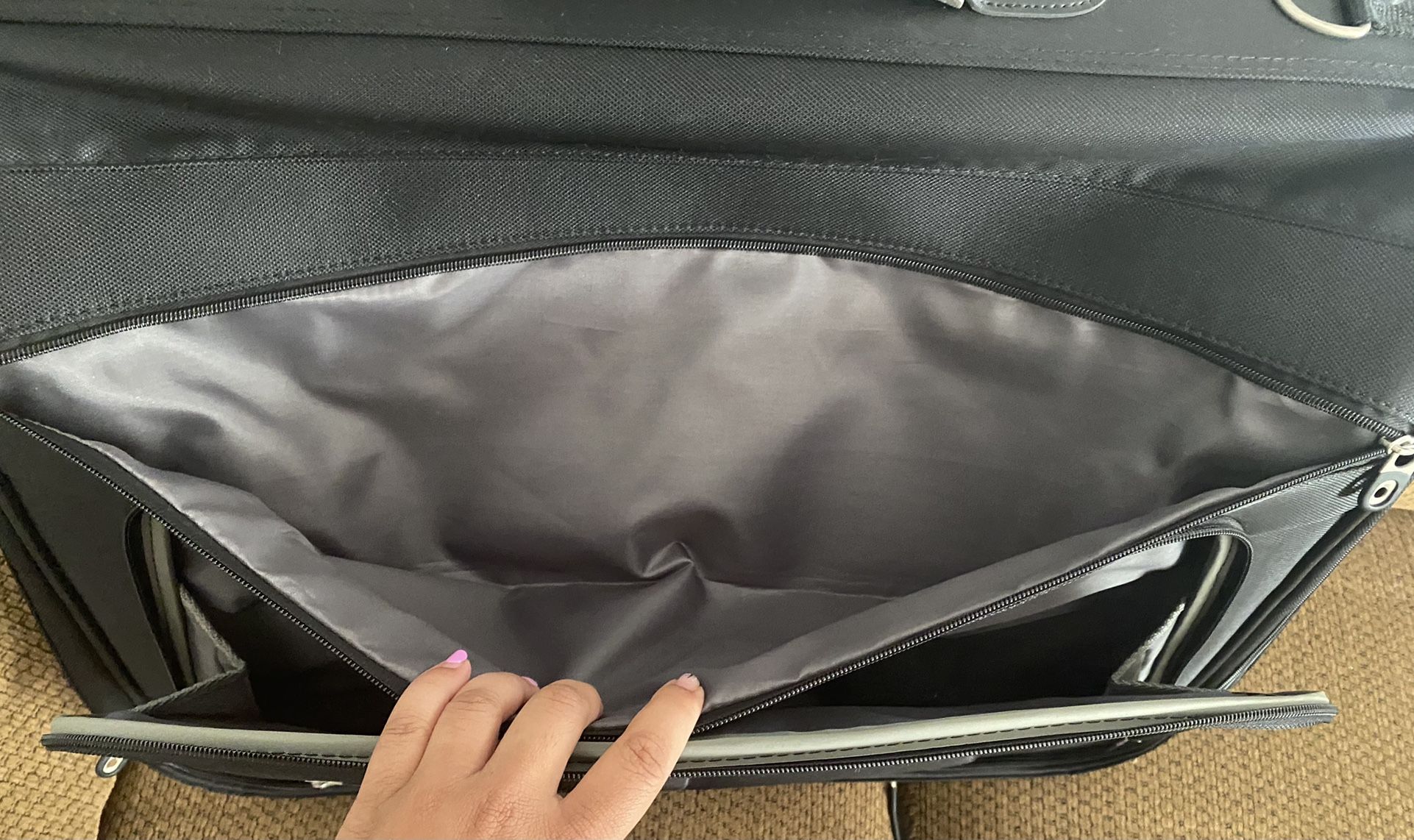 American Tourist Garment Bag